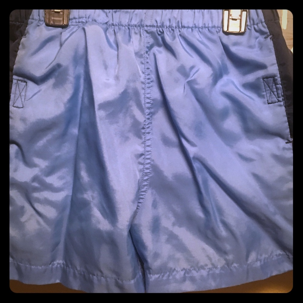 Vintage Light blue / navy blue Nike shorts.